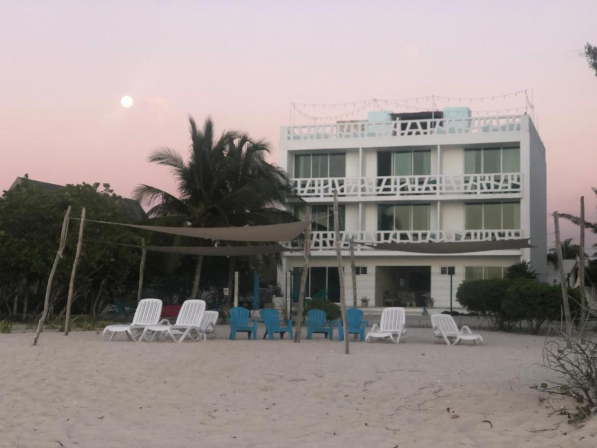 Playa 55 Beach Escape - Adults Only Guesthouse Celestun Exterior photo